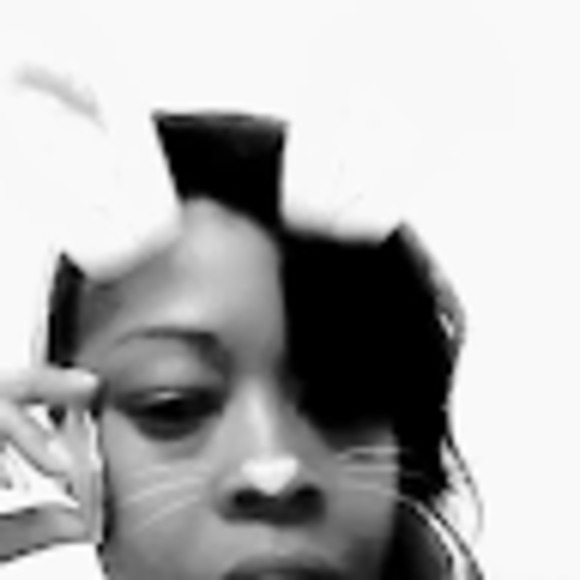 Meet your Posher, Ronita - Picture 1 of 1